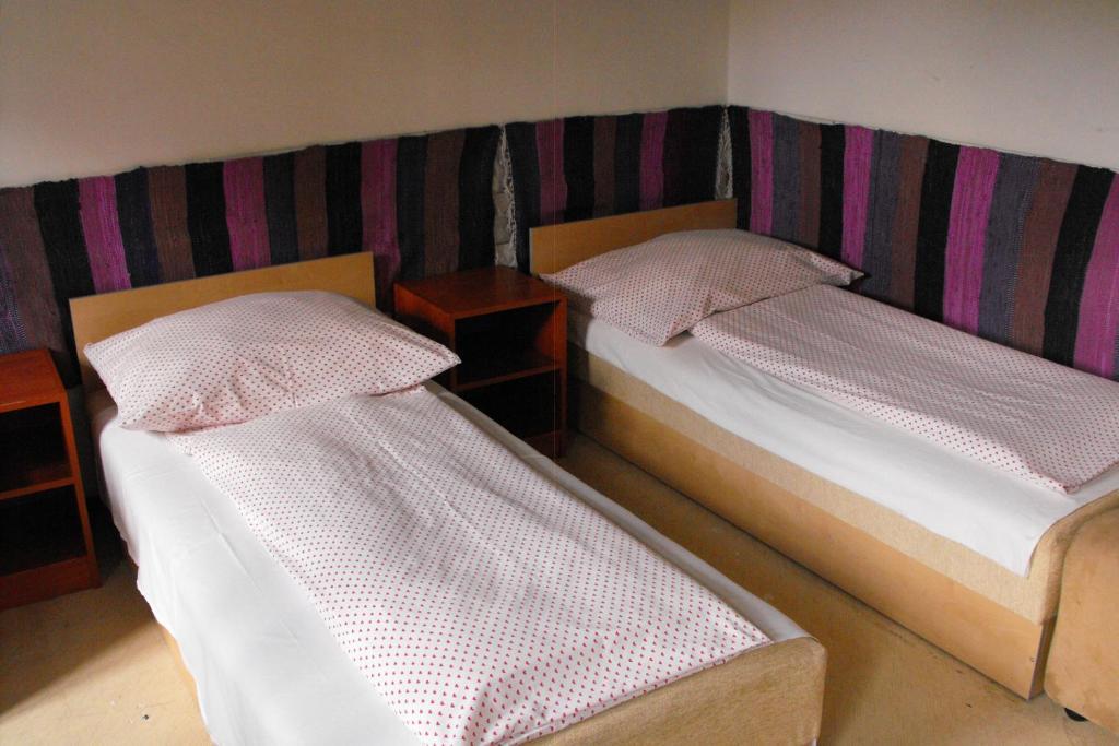 Season Hostel 2 Budapest Habitación foto